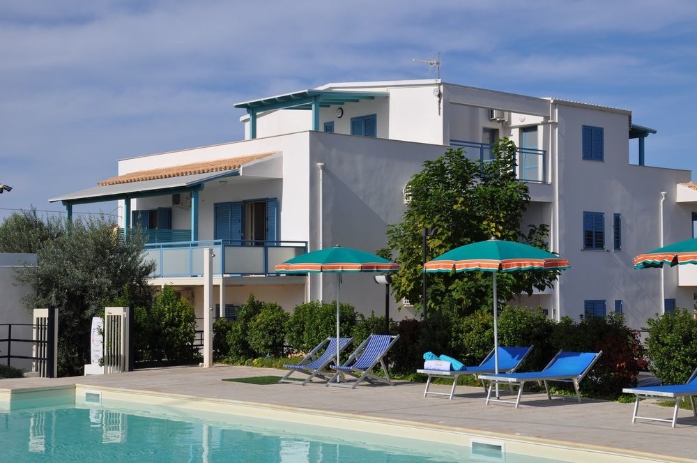 Mareinsicilia Dammusa Residence Donnalucata  Bagian luar foto